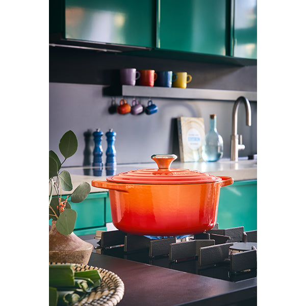 Cocotte fonte rond  24 cm volcanique Le Creuset - Mathon - 4