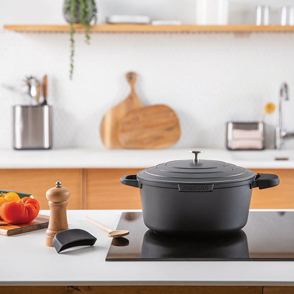 Lot cocotte légère ronde en fonte d