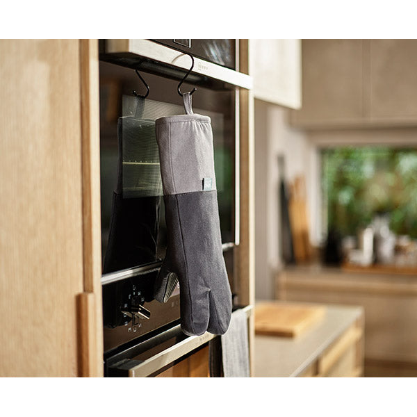 Gant de cuisine ergonomique Pinch main droite  Joseph Joseph - Mathon - 6