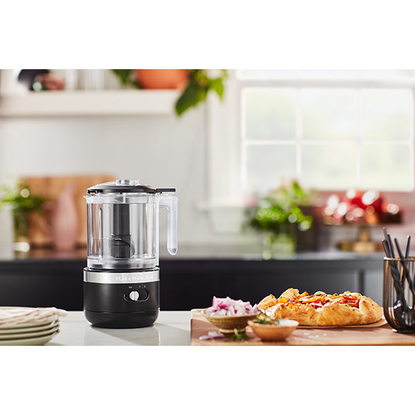 Hachoir électrique sans fil 2 vitesses 1,18 L noir réglisse 5KFCB519EBM Kitchenaid - Mathon - 4